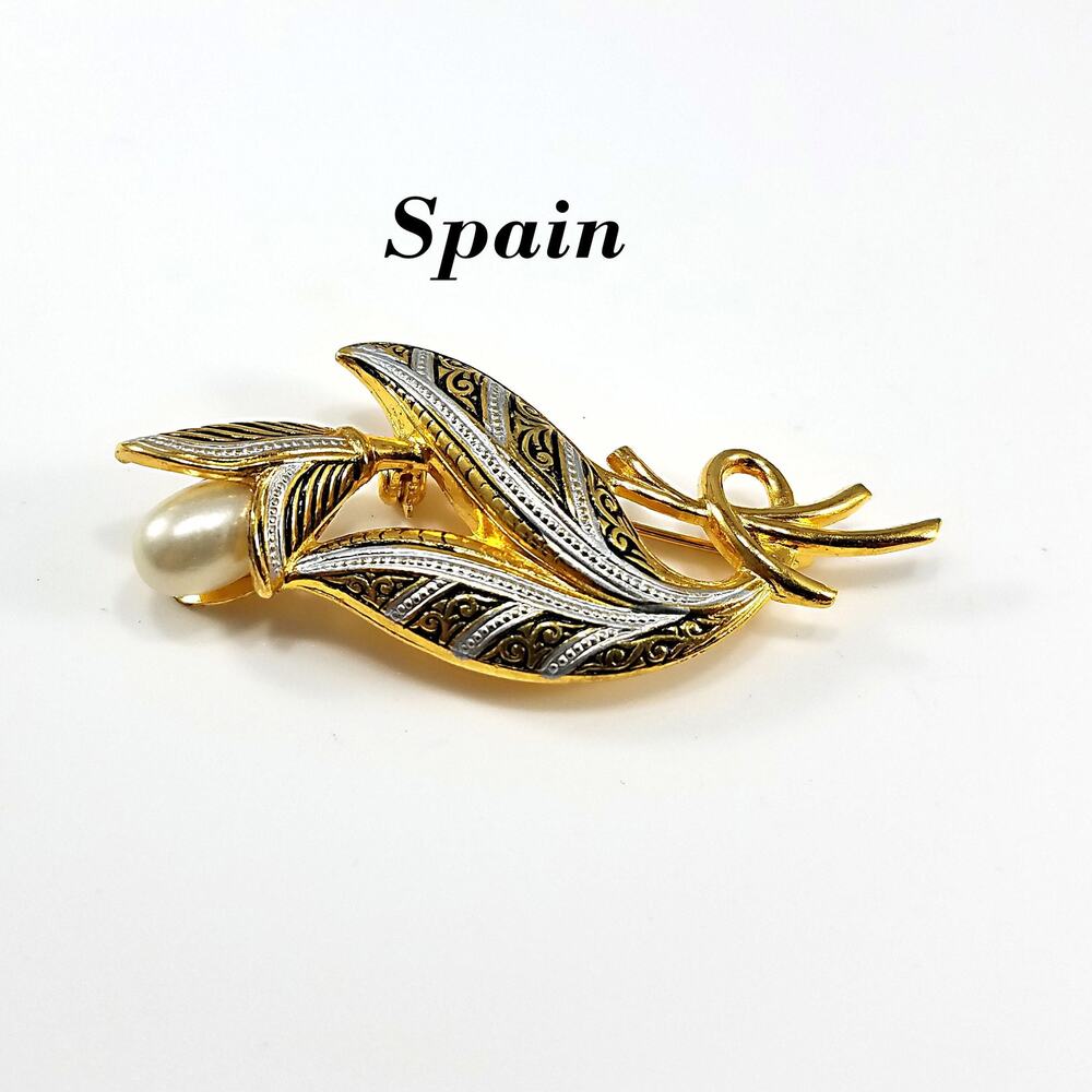 Vintage SPAIN Toledo Damascene Flower Brooch, 1960s